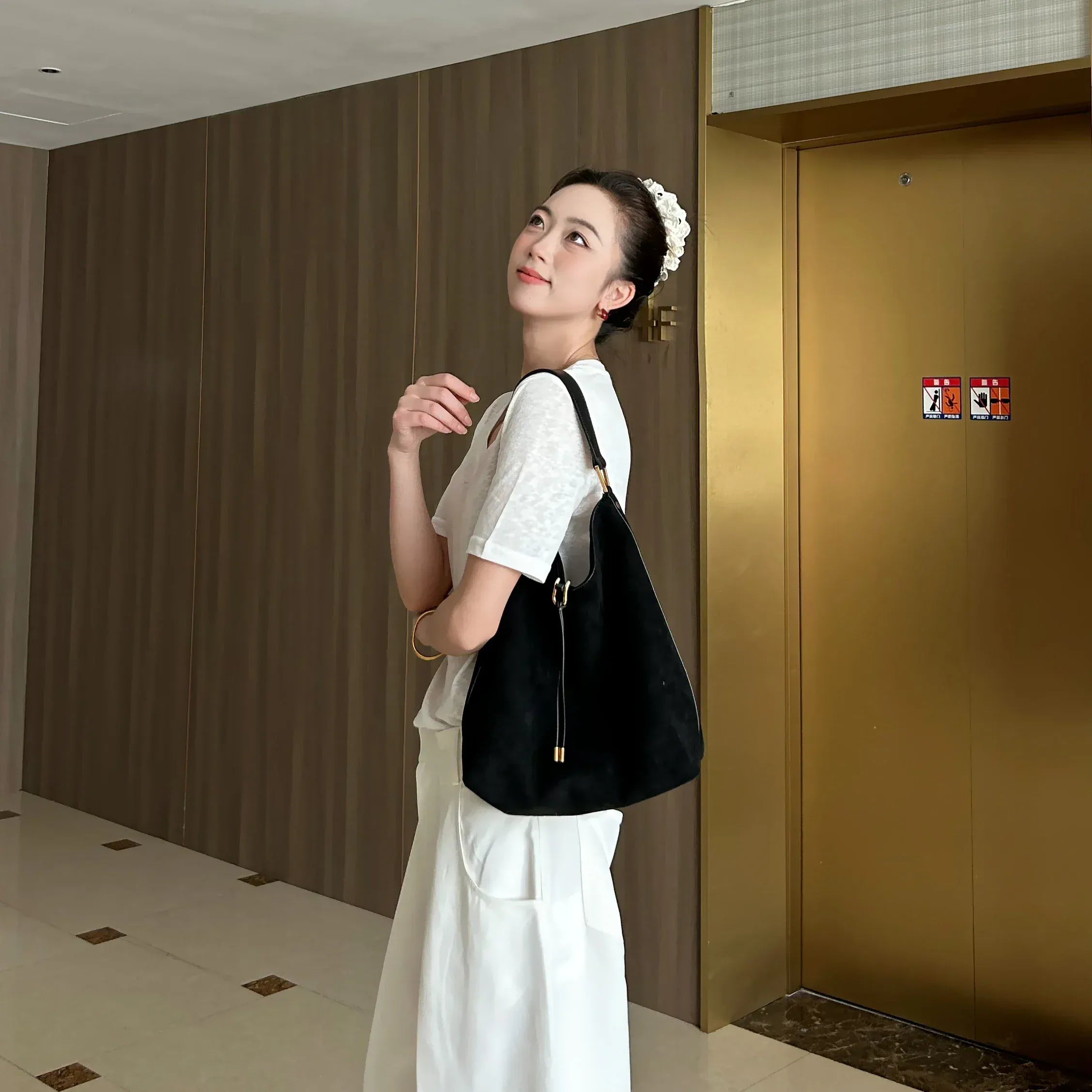 Grand sac seau en suédine