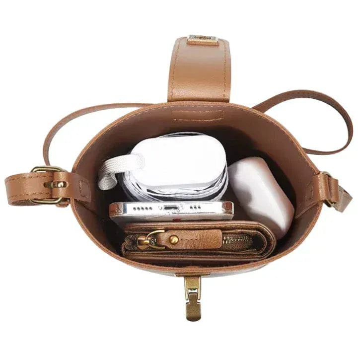 Mini sac seau en cuir vegan Marron