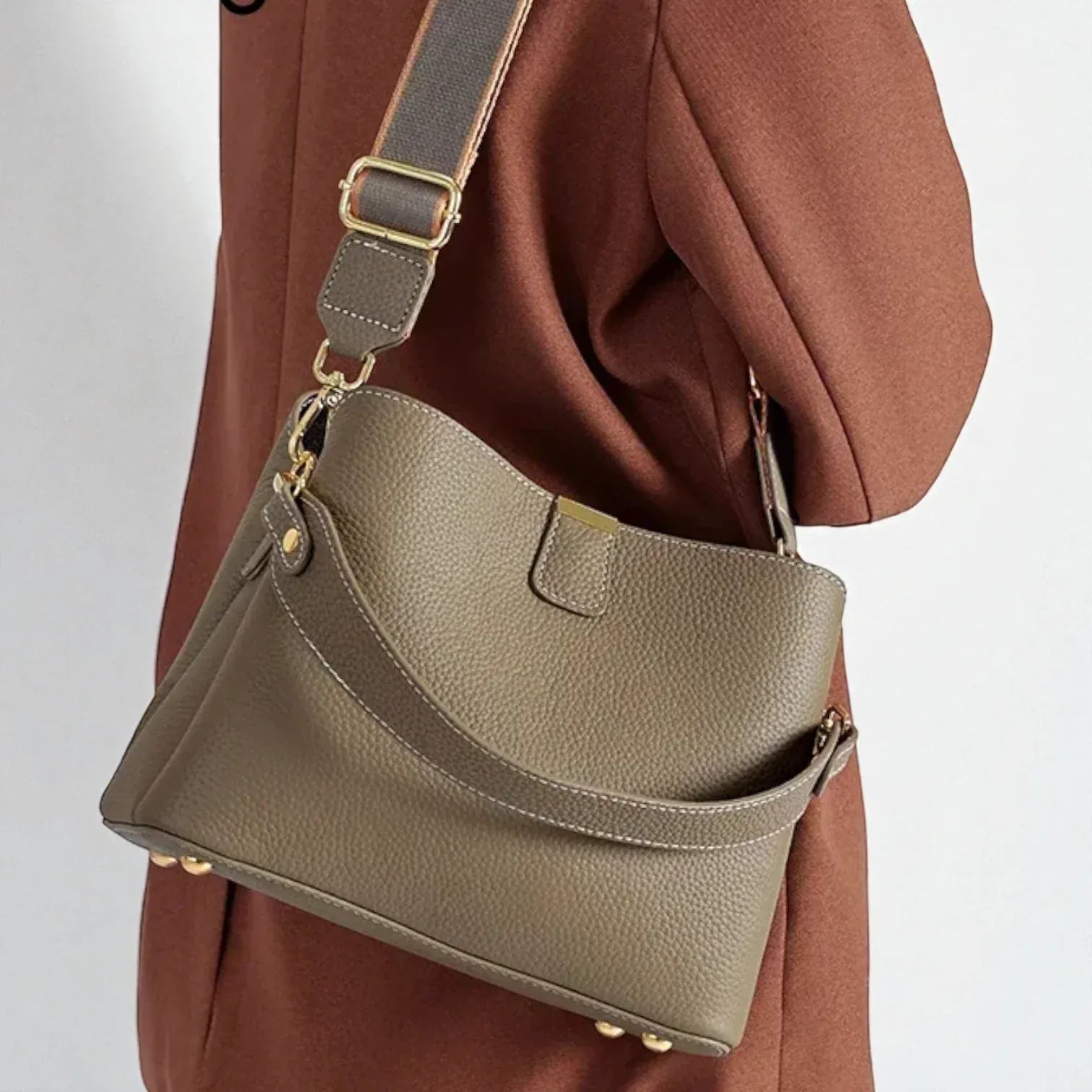 Sac seau cuir grainé