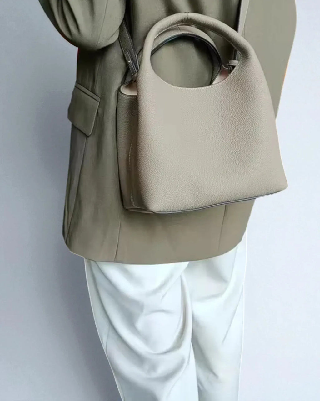 Sac seau cuir rabat arrondi