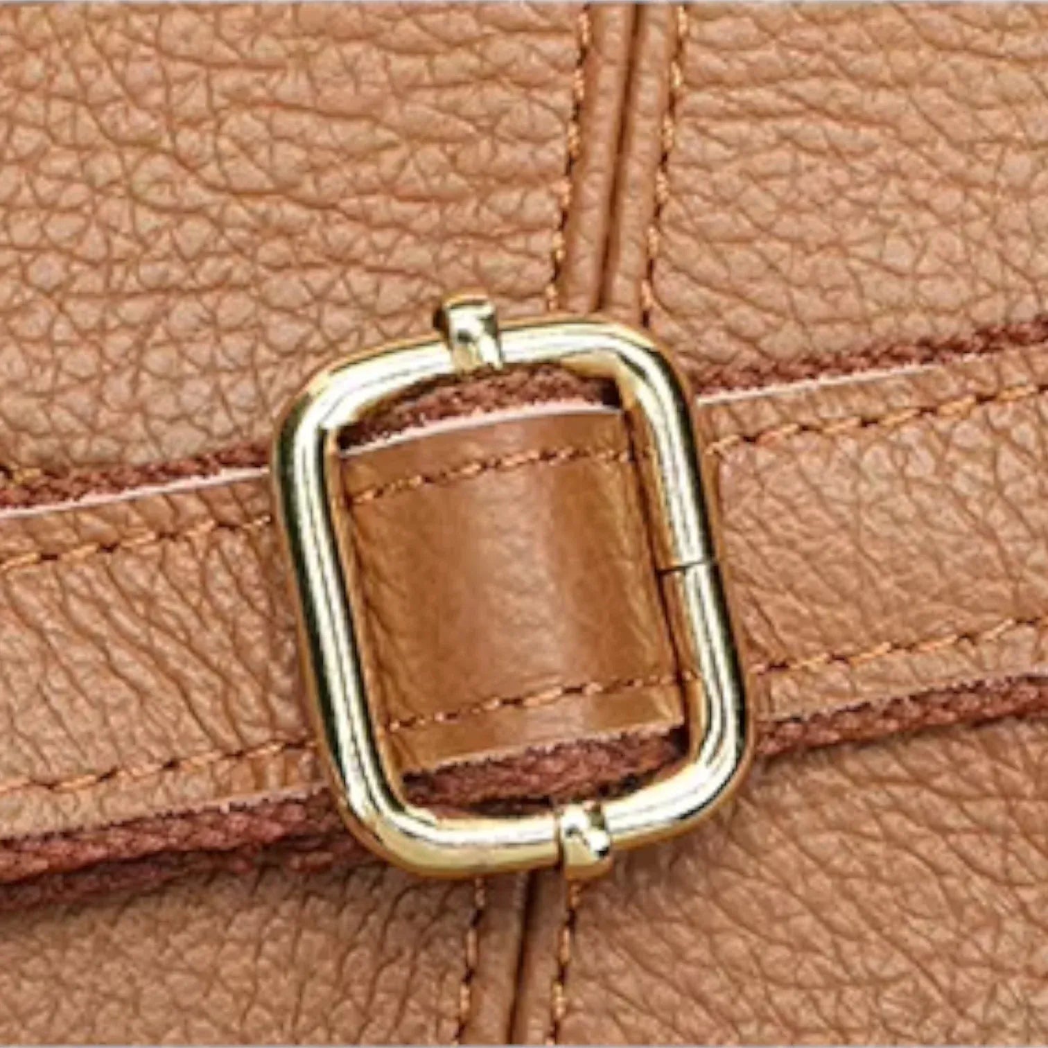 Sac seau cuir surpiqué