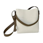 Sac seau en cuir brute