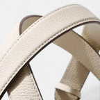 Sac seau en cuir lock in