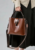 Sac seau en cuir lustré