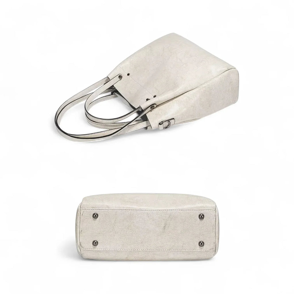 Sac seau en cuir structuré