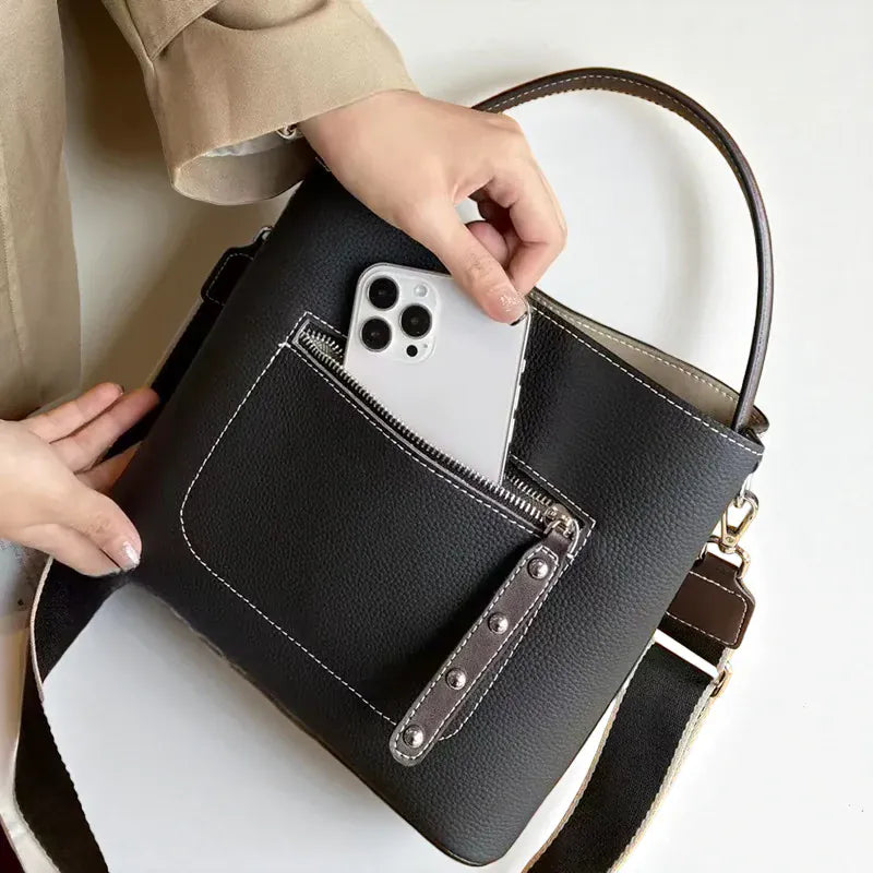 Sac seau étui en cuir