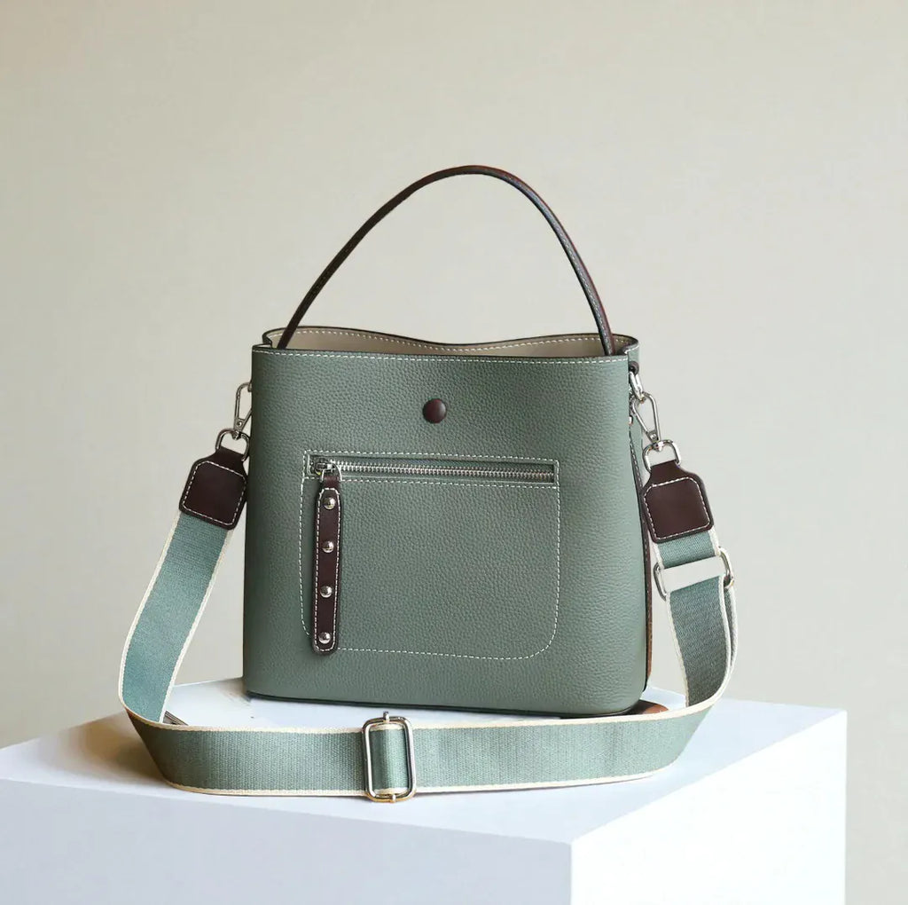 Sac seau étui en cuir