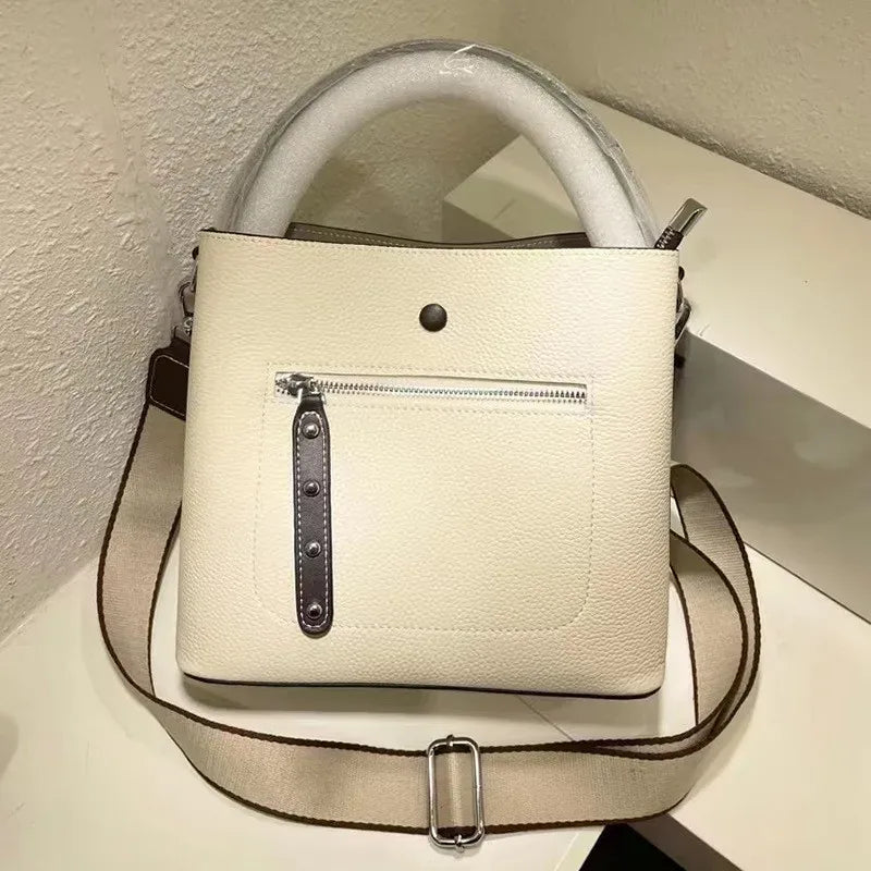 Sac seau étui en cuir Beige