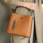 Sac seau étui en cuir Marron