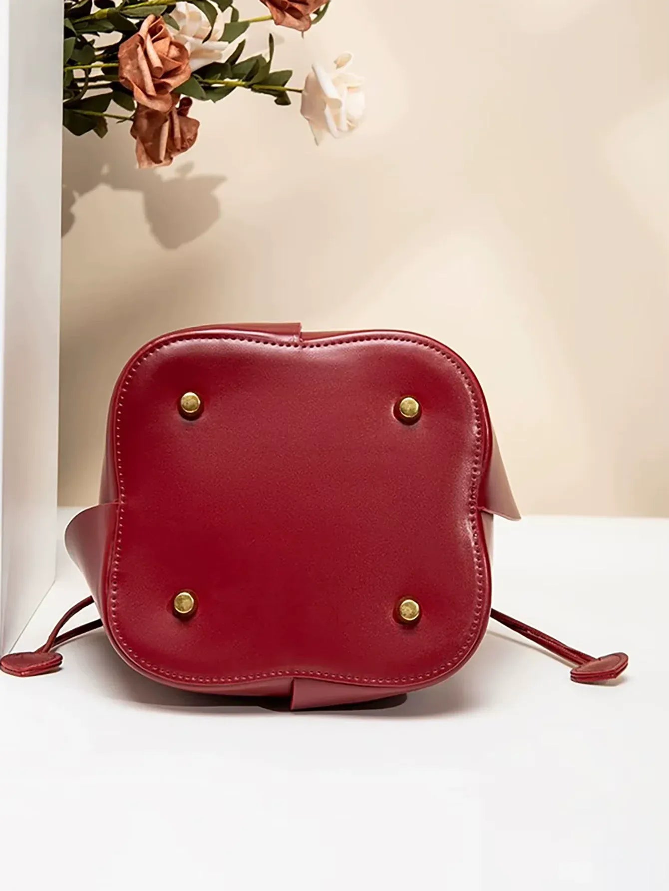 Sac seau pétale similicuir