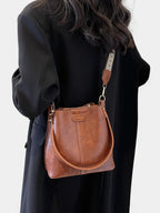 Sac seau similicuir lustré